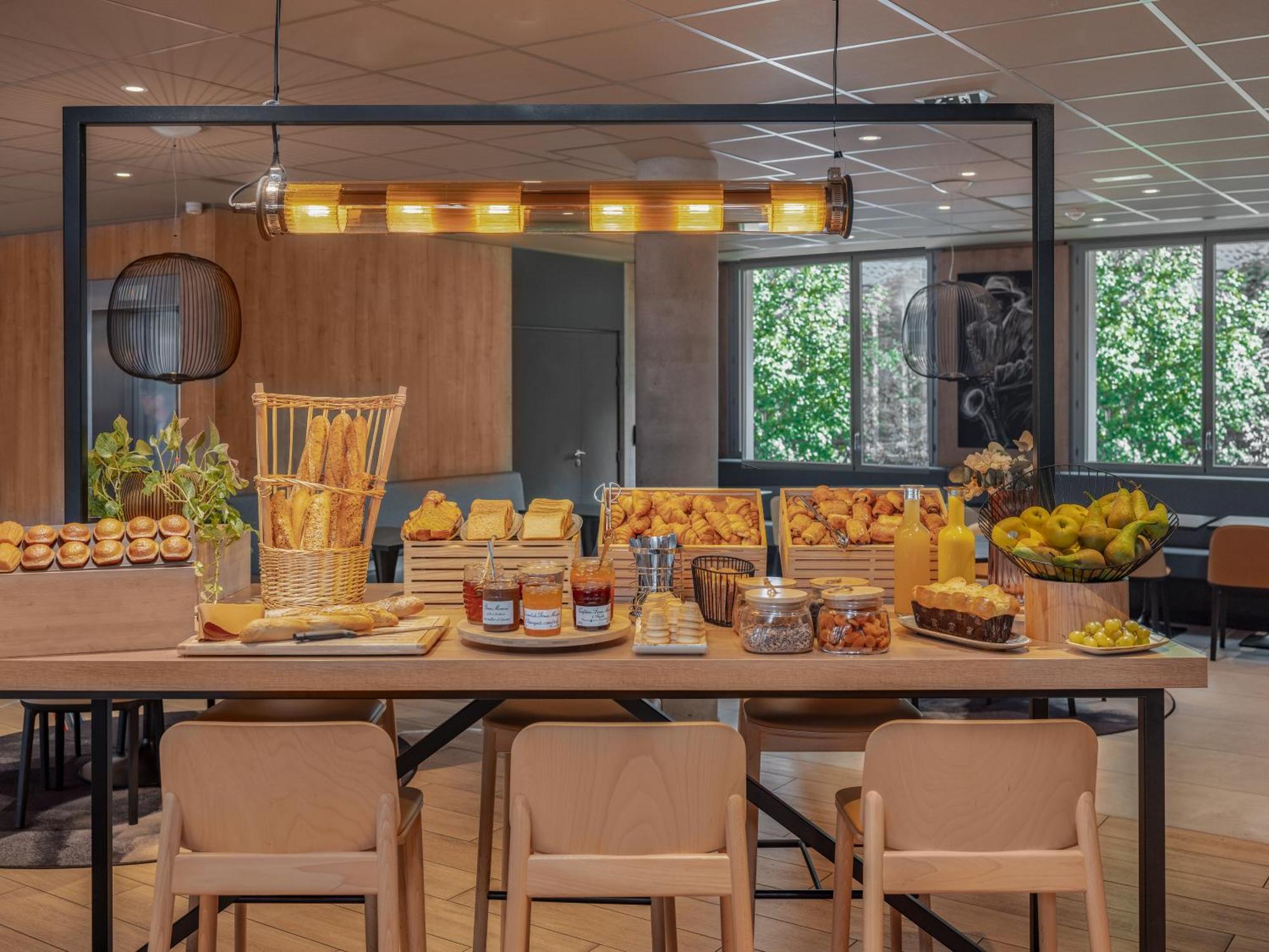 Hotel Ibis Paris Gare Montparnasse Catalogne Exteriér fotografie
