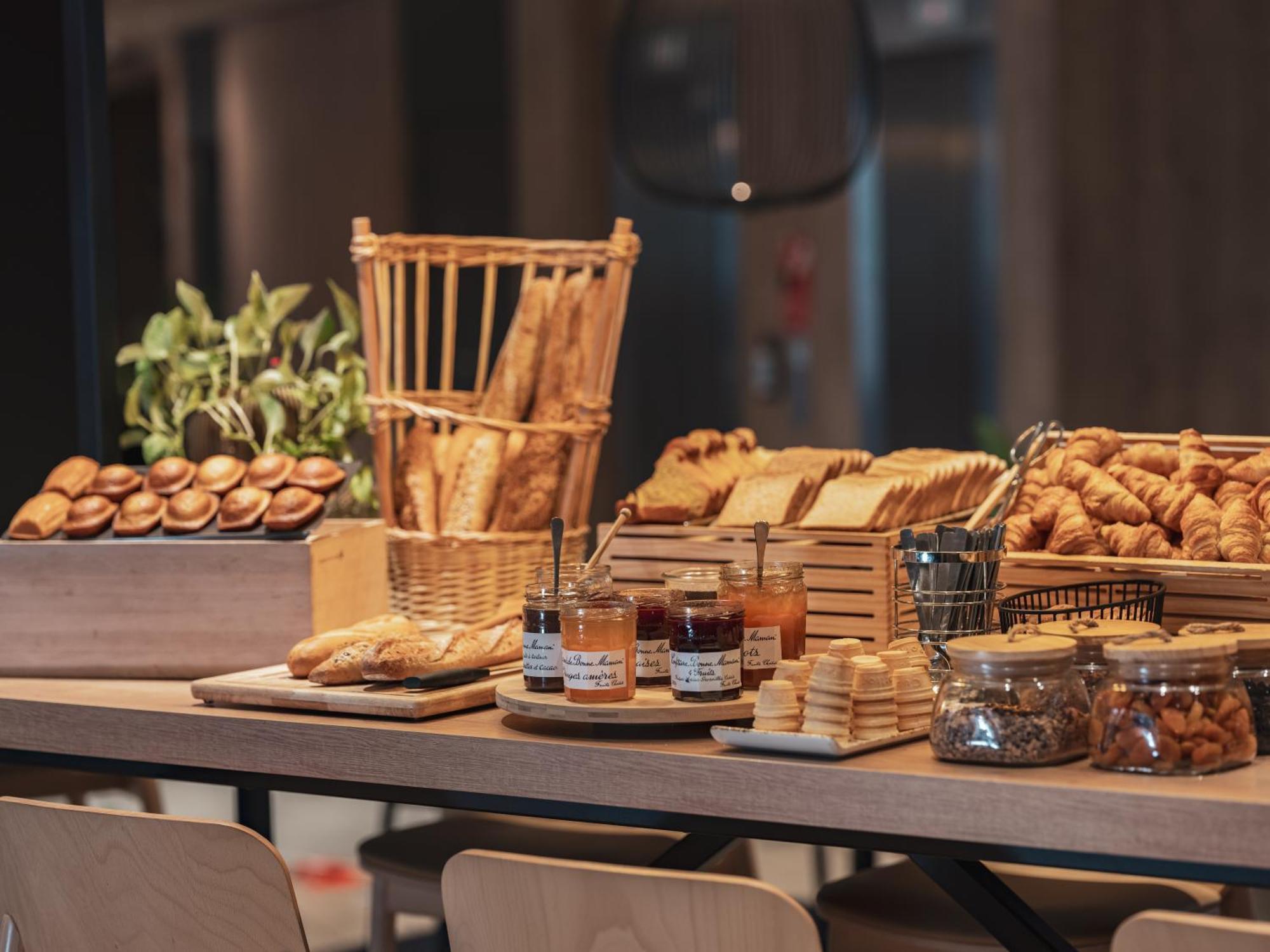 Hotel Ibis Paris Gare Montparnasse Catalogne Exteriér fotografie